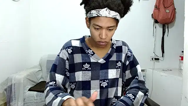 angelamarie1 online show from October 25, 2025, 11:09 am