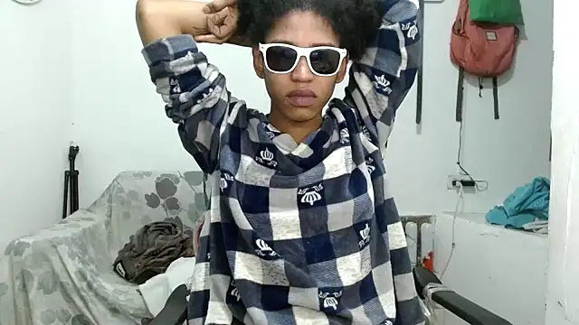 angelamarie1 online show from September 10, 2025, 10:25 am