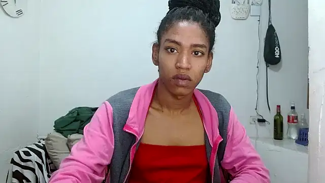 Snapshot of angelamarie1 chatting on May 14, 2026, 1:41 pm angelamarie1 online show from May 14, 2026, 1:41 pm