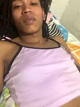 Snapshot of angelamarie1 chatting on May 15, 2026, 3:15 am angelamarie1 online show from May 15, 2026, 3:15 am