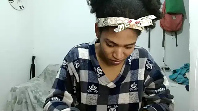 angelamarie1 online show from September 9, 2025, 3:27 am