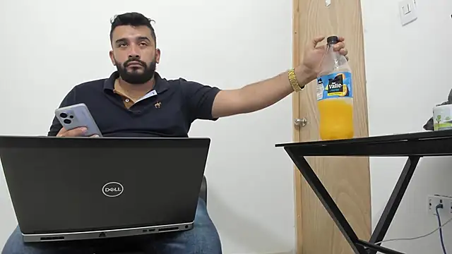 isearchcompany online show from October 31, 2025, 9:00 pm