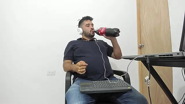 isearchcompany online show from December 20, 2025, 8:33 pm