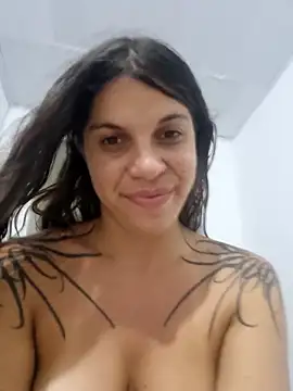 frenchxena98 online show from February 18, 2025, 10:47 pm