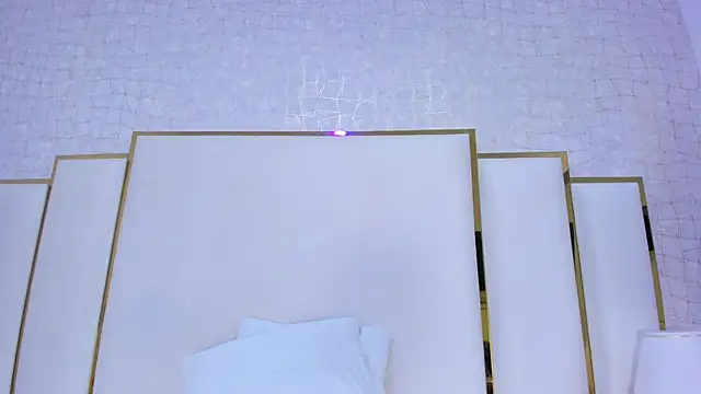 paola rodriguez online show from November 14, 2025, 11:36 am