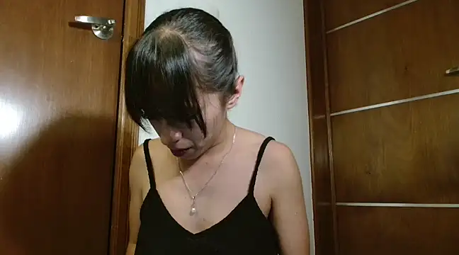 MINI Petite online show from February 28, 2025, 12:43 am