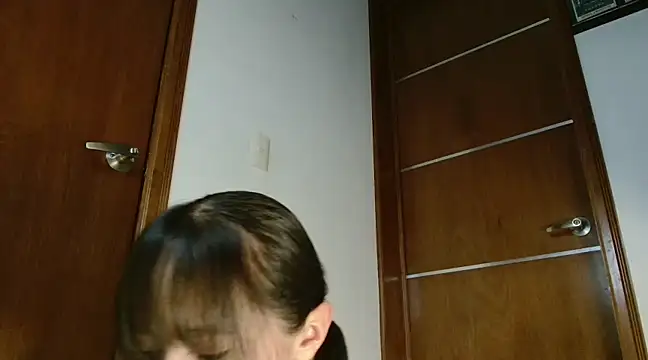 MINI Petite online show from February 28, 2025, 8:50 pm