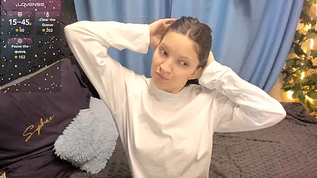 MelaniGrand online show from December 15, 2025, 9:26 am