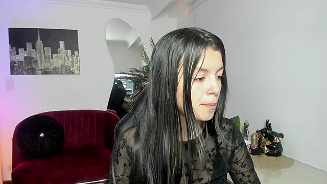 Snapshot of Meghan320 chatting on November 2, 2025, 11:37 am Meghan320 online show from November 2, 2025, 11:37 am