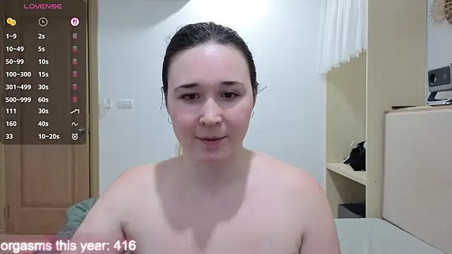 MaryHillx online show from June 1, 2026, 11:32 am