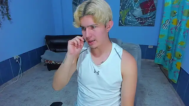 patrik 027 online show from November 4, 2025, 8:45 pm