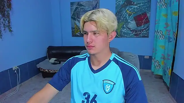 patrik 027 online show from October 25, 2025, 5:13 pm