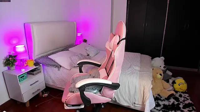 Ainhoads online show from January 11, 2026, 9:38 am