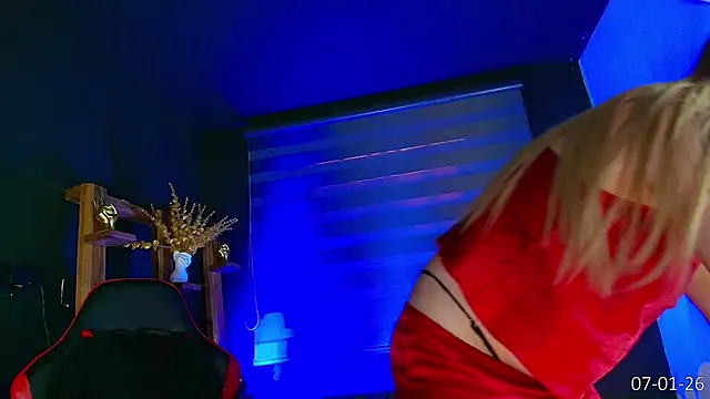 AshlyBetancurX online show from January 7, 2026, 6:57 pm