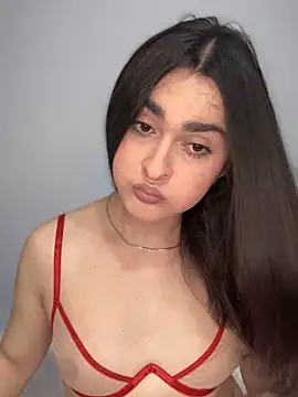 MiahWindsor online show from February 4, 2025, 7:22 pm