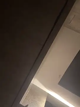 CeliWoods online show from December 17, 2025, 10:31 am