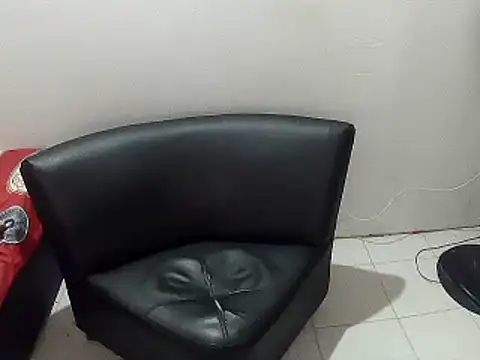 Snapshot of charrysexy1 chatting on December 10, 2024, 11:11 am charrysexy1 online show from December 10, 2024, 11:11 am