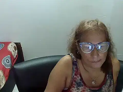 Snapshot of charrysexy1 chatting on December 11, 2024, 10:06 pm charrysexy1 online show from December 11, 2024, 10:06 pm