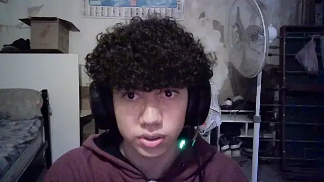 Emv2 online show from April 8, 2026, 7:37 pm