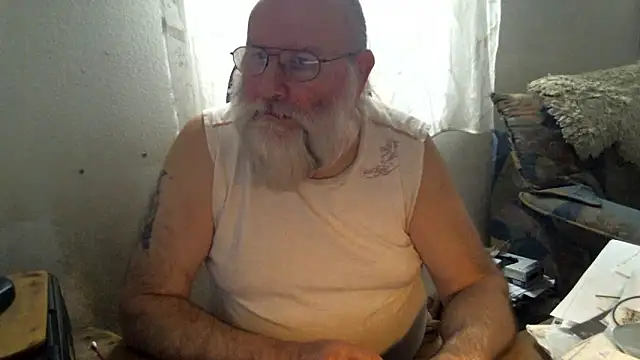 Snapshot of SexySantaC chatting on March 3, 2026, 4:58 pm SexySantaC online show from March 3, 2026, 4:58 pm