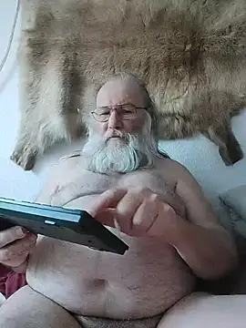 SexySantaC online show from May 25, 2026, 5:18 am