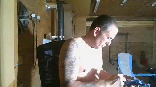 hardcok4u2abuse40 online show from January 31, 2025, 7:50 am