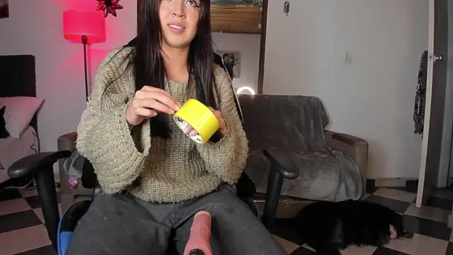 Miss Nicole online show from March 8, 2025, 2:45 am