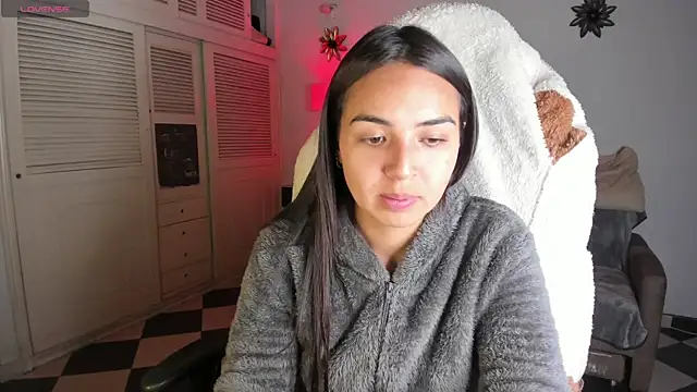 Miss Nicole online show from February 1, 2025, 2:47 am