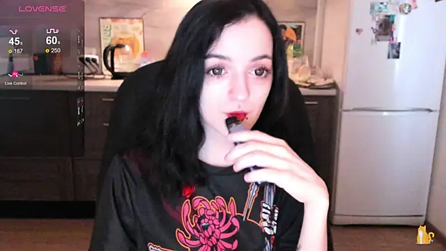 Snapshot of spticc chatting on October 20, 2025, 7:42 am spticc online show from October 20, 2025, 7:42 am