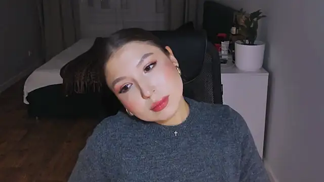 Eva Chris online show from September 26, 2025, 4:14 pm