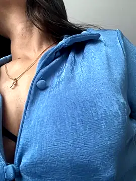 Reggie-Liam online show from October 10, 2025, 5:36 pm