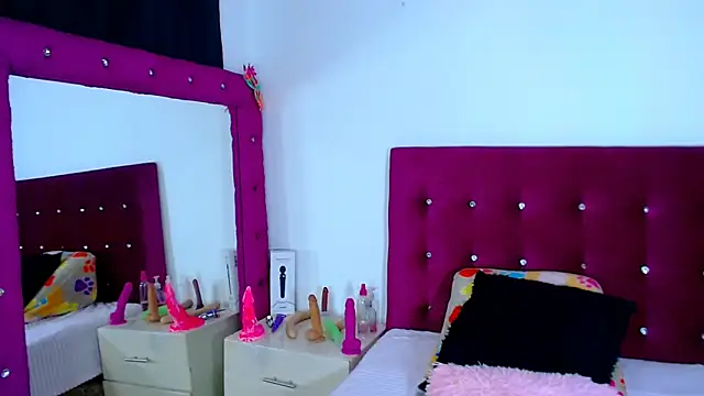 Jenng18 online show from September 21, 2025, 3:55 am