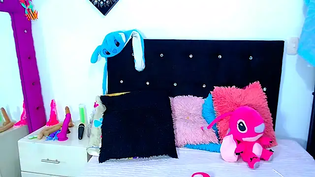 Jenng18 online show from March 9, 2026, 12:03 am