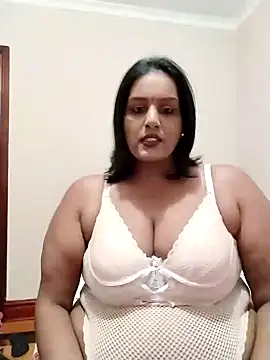 NWC4LYF online show from September 21, 2025, 8:25 pm