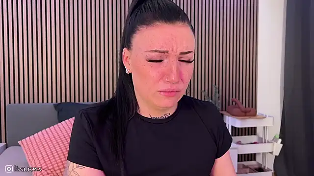 LizaRoxx online show from March 5, 2025, 7:49 pm