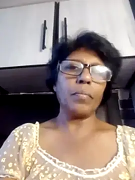 Snapshot of MsAttitude chatting on May 19, 2026, 8:21 am MsAttitude online show from May 19, 2026, 8:21 am