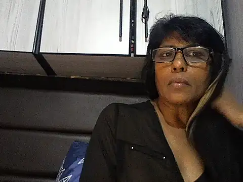 MsAttitude online show from October 20, 2025, 6:59 am