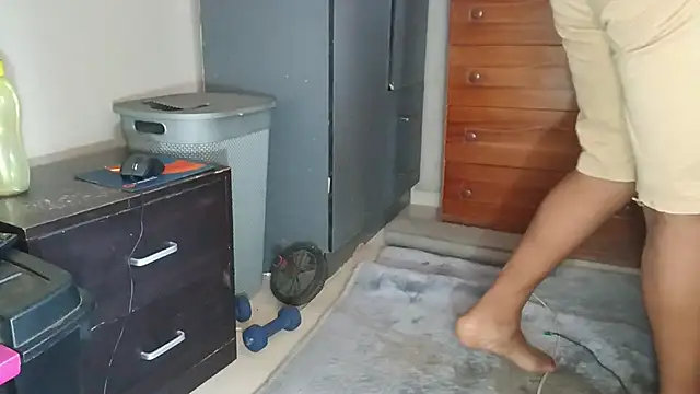 Snapshot of CharlesBlk79_ chatting on September 15, 2025, 7:31 am CharlesBlk79 online show from September 15, 2025, 7:31 am