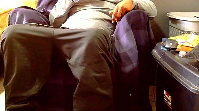 CharlesBlk79  online show from April 18, 2026, 9:00 am