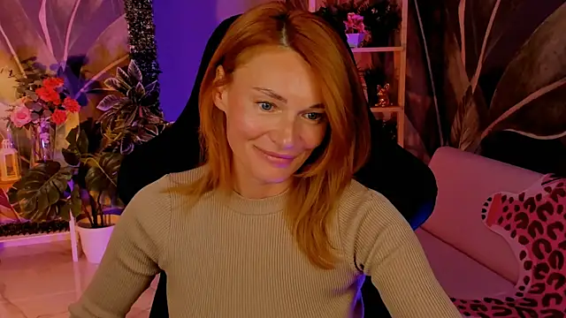 MistyBarnes online show from September 20, 2025, 3:06 pm