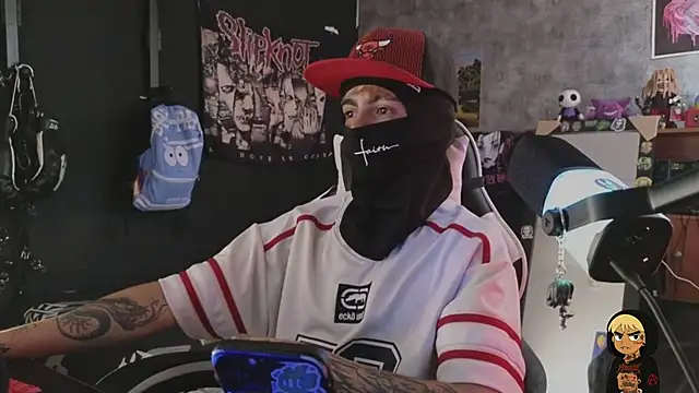 AcidMilo online show from February 11, 2026, 6:52 pm