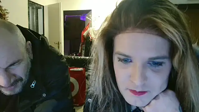 TransandBoy online show from December 12, 2024, 1:43 am