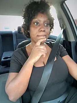 1Topgyal online show from October 22, 2025, 1:10 pm