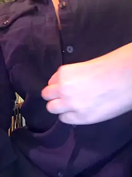 dominatrixredsonyja online show from December 19, 2025, 3:58 pm