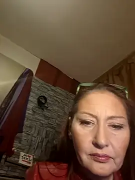 dominatrixredsonyja online show from December 4, 2024, 6:33 pm