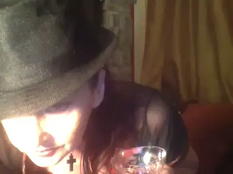 dominatrixredsonyja online show from March 19, 2025, 9:27 pm