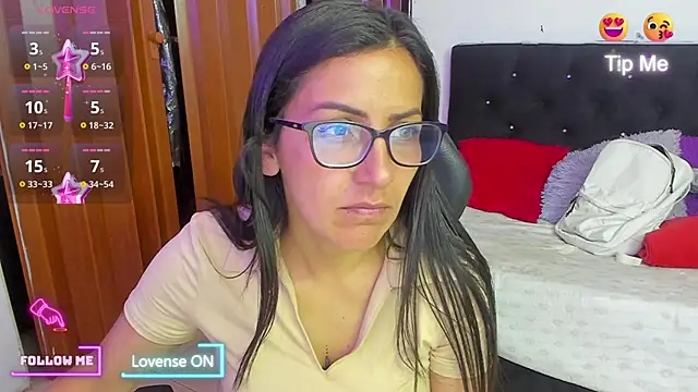 alma blue online show from September 11, 2025, 10:54 pm