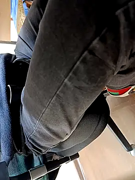 Snapshot of alex89north chatting on March 19, 2025, 10:11 am alex89north online show from March 19, 2025, 10:11 am