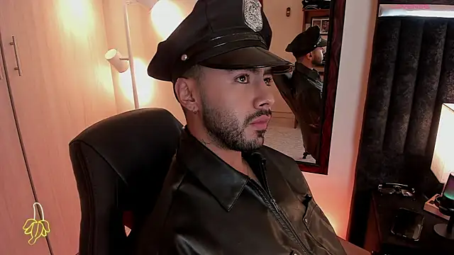 ItsMeEros online show from October 24, 2025, 4:50 pm