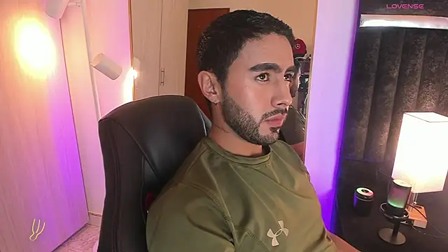 ItsMeEros online show from December 19, 2025, 12:03 am